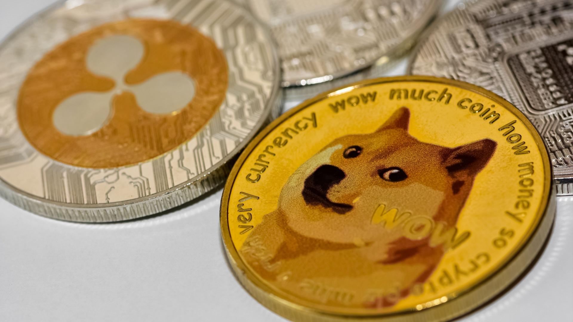 Kripto Radarında DeFi ve Dogecoin ETF Beklentileri: DeFi şirketi 196 Bin SOL aldı